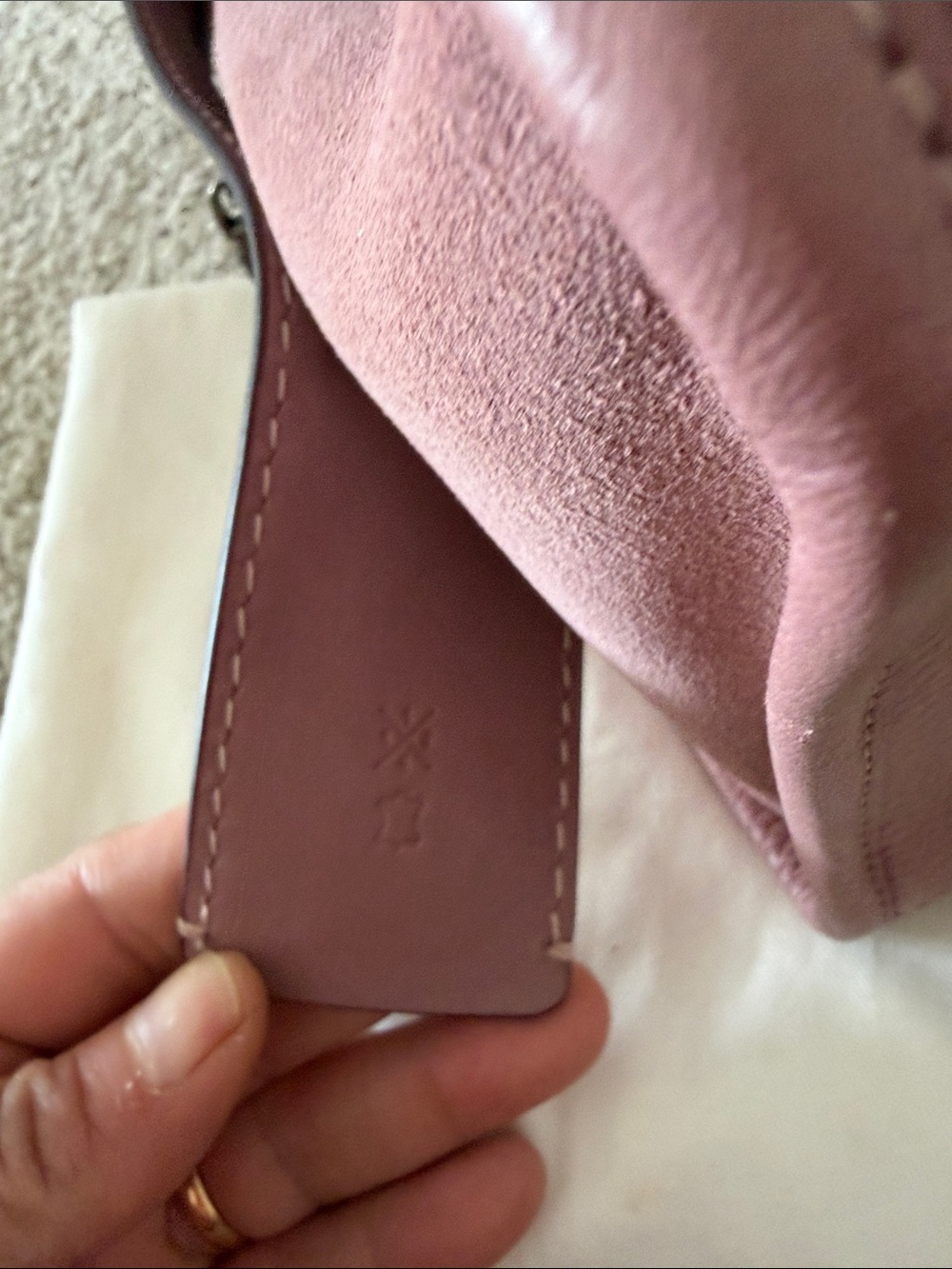 Coach rogue 30 Pebbled Leather suede bag with studs and tea roses - Picture 13 of 16